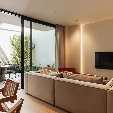 Huswell - Nosso Logies - Chic In Apartamento